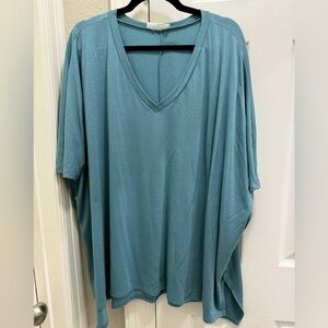 Zenana Outfitters Aqua V-Neck Tunic
